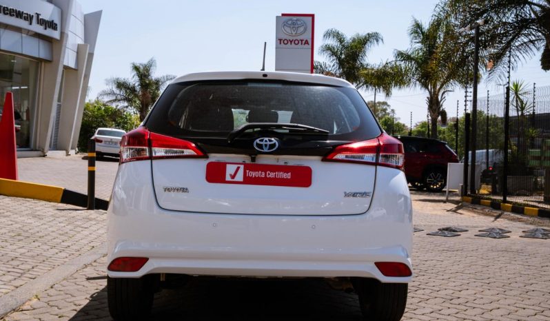 
								Toyota Yaris 1.5 XS full									
