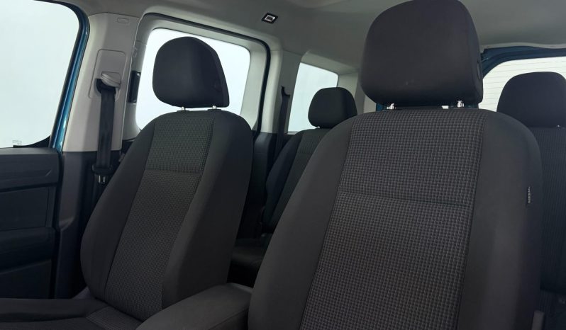 
								Volkswagen Caddy 5 Kombi 1.6I full									