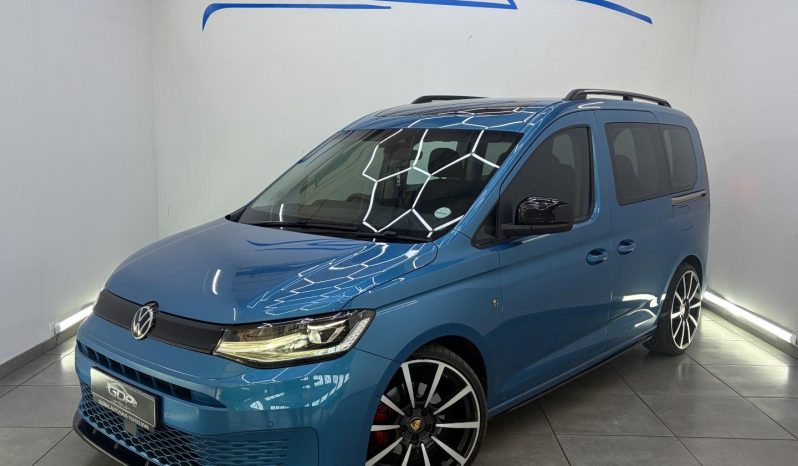 
								Volkswagen Caddy 5 Kombi 1.6I full									