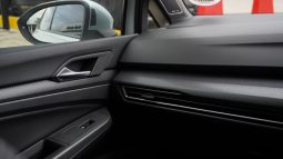 
										Volkswagen Golf R full									
