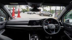 
										Volkswagen Golf R full									