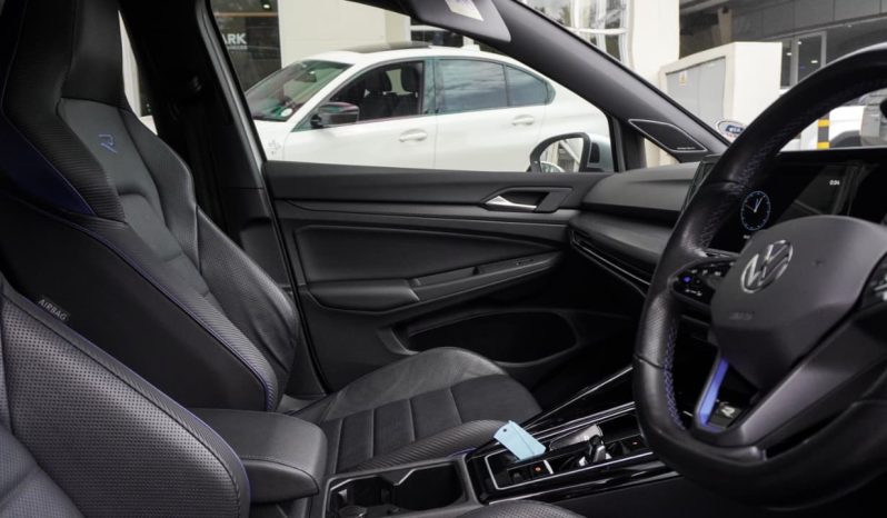 
								Volkswagen Golf R full									