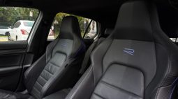 
										Volkswagen Golf R full									