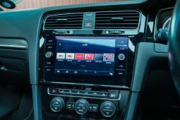 
										Volkswagen Golf VII 2.0 Tdi Gtd Dsg full									
