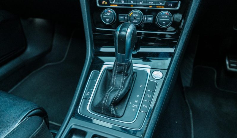 
								Volkswagen Golf VII 2.0 Tdi Gtd Dsg full									