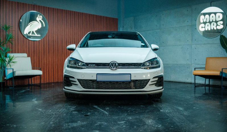 
								Volkswagen Golf VII 2.0 Tdi Gtd Dsg full									