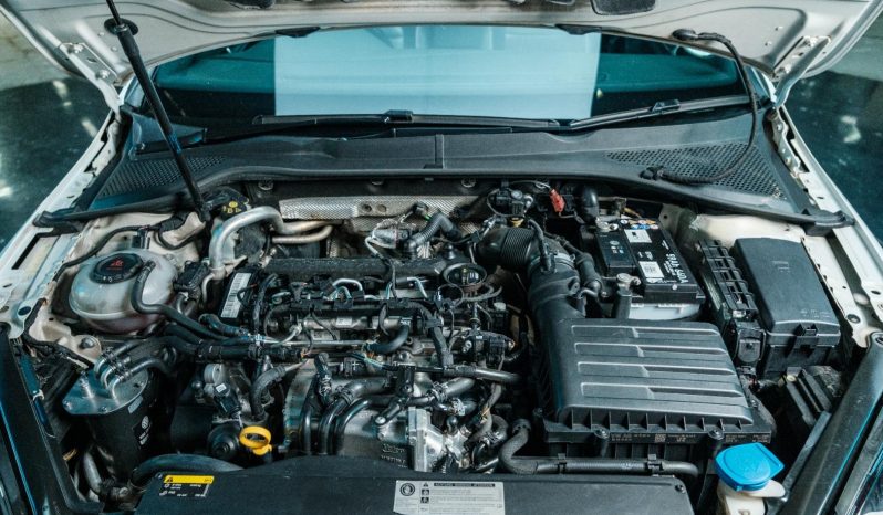 
								Volkswagen Golf VII 2.0 Tdi Gtd Dsg full									