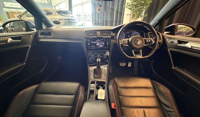 
								Volkswagen Golf VII 2.0 Tsi Gti Dsg full									
