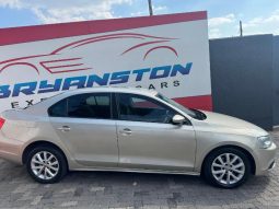
										Volkswagen Jetta VI 1.4 Tsi Comfortline Dsg full									