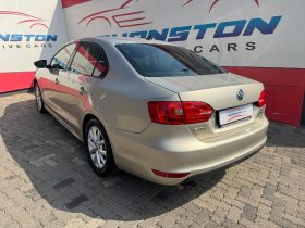 Volkswagen Jetta VI 1.4 Tsi Comfortline Dsg