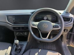 
										VOLKSWAGEN POLO HATCH 1.0 TSI LIFE full									