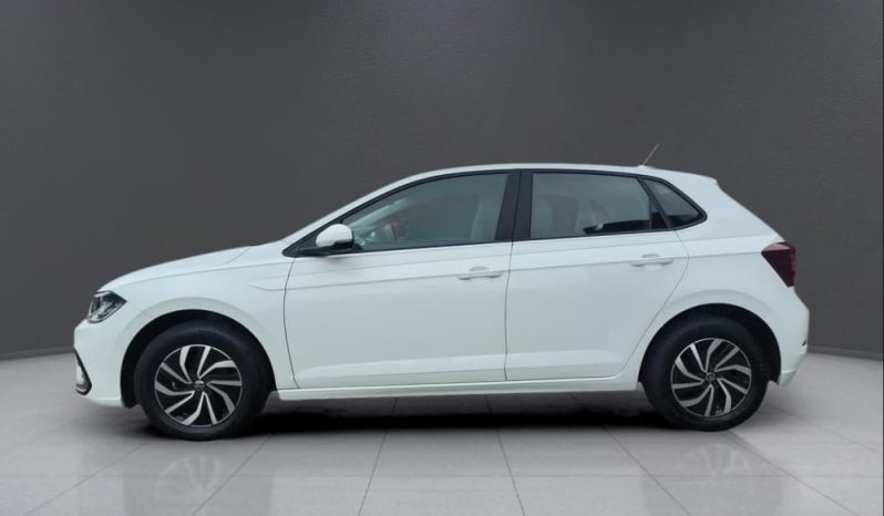 
								VOLKSWAGEN POLO HATCH 1.0 TSI LIFE full									
