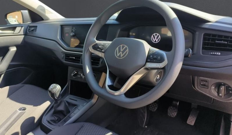 
								VOLKSWAGEN POLO HATCH 1.0 TSI LIFE full									