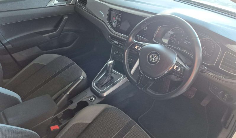 
								Volkswagen POLO PLAYA / POLO POLO 1.0 TSI HIGHLINE DSG (85KW) full									