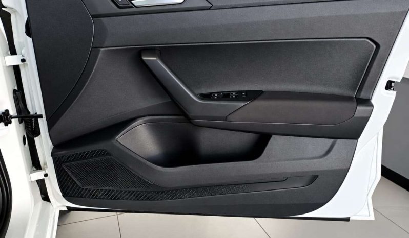 
								Volkswagen POLO PLAYA / POLO POLO 1.0 TSI TRENDLINE full									