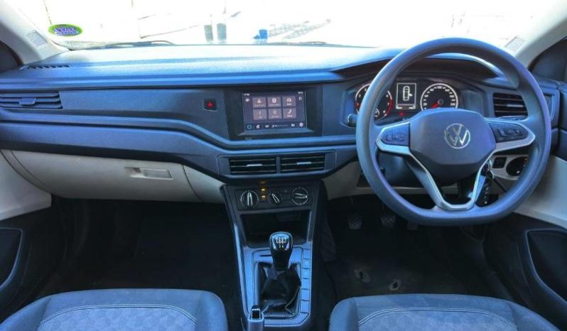 
								Volkswagen Polo Sedan 1.6 Base full									