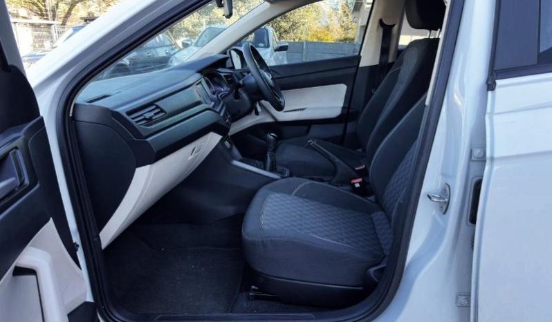 
								Volkswagen Polo Sedan 1.6 Base full									