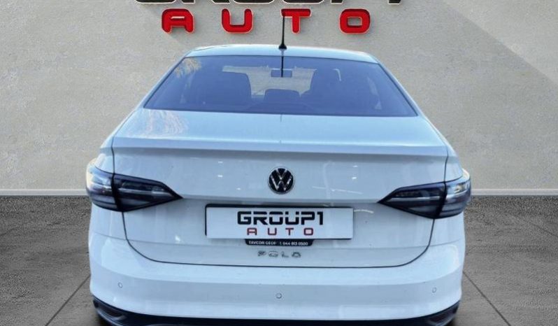 
								Volkswagen Polo Sedan 1.6 Base full									