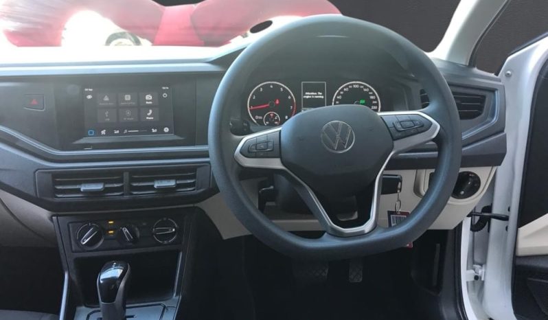 
								VOLKSWAGEN POLO SEDAN 1.6 TIPTRONIC full									