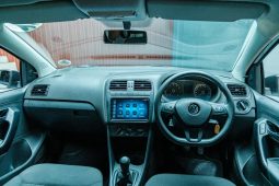 
										Volkswagen Polo Vivo Hatch 1.4 full									