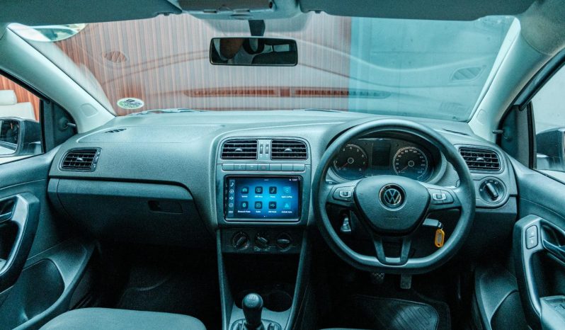 
								Volkswagen Polo Vivo Hatch 1.4 full									