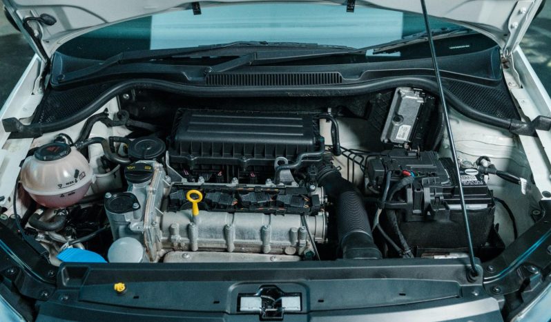 
								Volkswagen Polo Vivo Hatch 1.4 full									