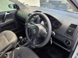 
										Volkswagen Polo Vivo Hatch 1.4 Conceptline full									