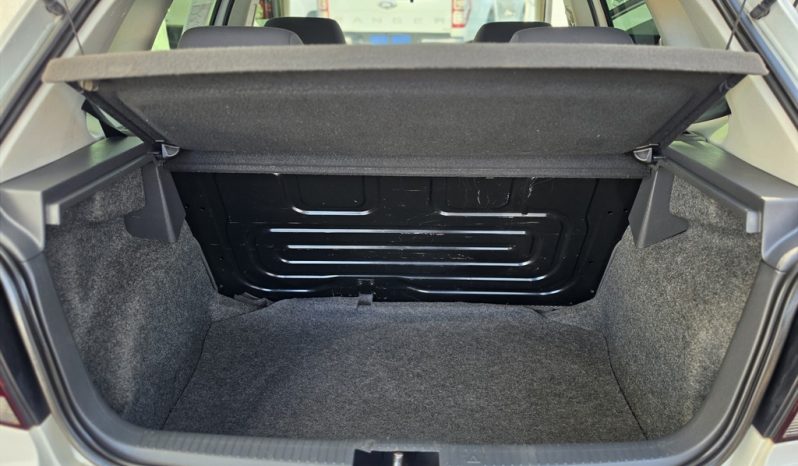 
								Volkswagen Polo Vivo Hatch 1.4 Conceptline full									