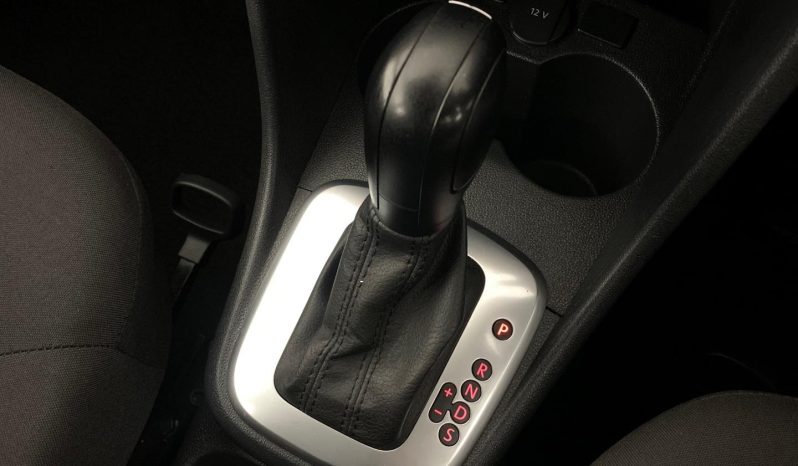 
								Volkswagen Polo Vivo Hatch 1.6 Comfortline Tiptronic full									