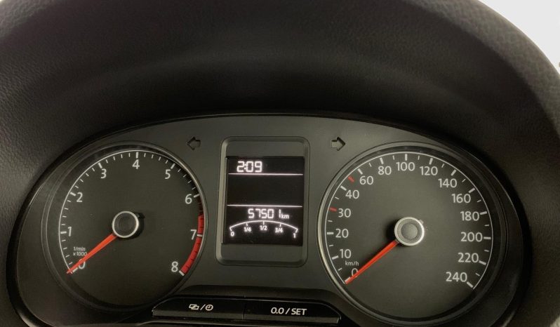 
								Volkswagen Polo Vivo Hatch 1.6 Comfortline Tiptronic full									
