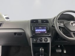 
										Volkswagen Polo Vivo Hatch 1.6 Comfortline Tiptronic full									