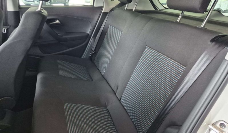 
								Volkswagen POLO VIVO POLO VIVO 1.4 COMFORTLINE (5DR) full									