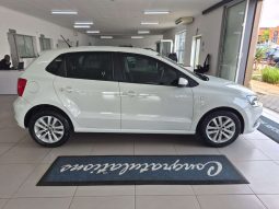 
										Volkswagen POLO VIVO POLO VIVO 1.4 COMFORTLINE (5DR) full									
