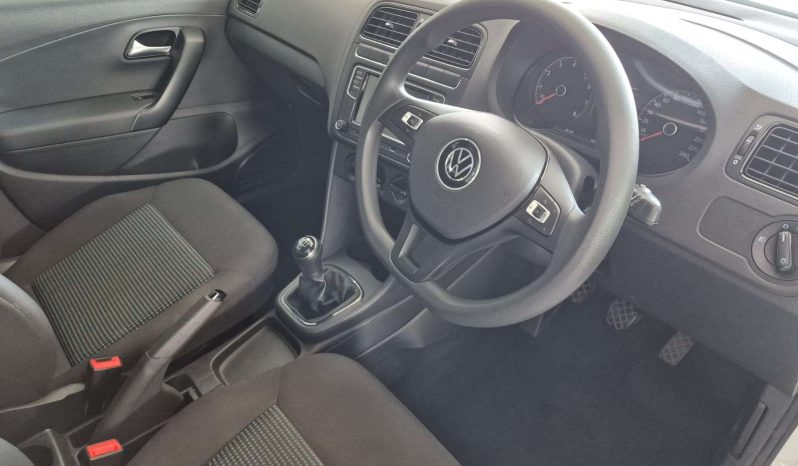 
								Volkswagen POLO VIVO POLO VIVO 1.4 COMFORTLINE (5DR) full									
