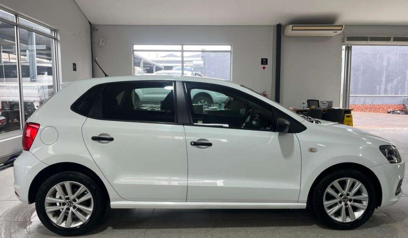 
								Volkswagen POLO VIVO POLO VIVO 1.4 TRENDLINE (5DR) full									