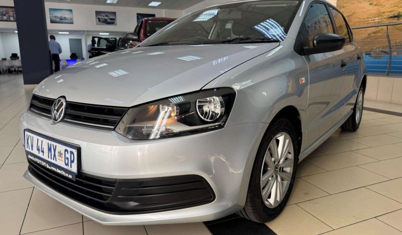 
								Volkswagen POLO VIVO POLO VIVO 1.4 TRENDLINE (5DR) full									