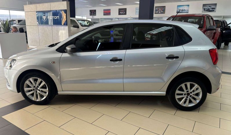 
								Volkswagen POLO VIVO POLO VIVO 1.4 TRENDLINE (5DR) full									