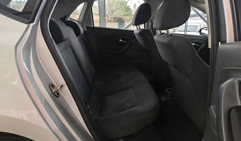 
								Volkswagen POLO VIVO POLO VIVO 1.6 COMFORTLINE TIP (5DR) full									