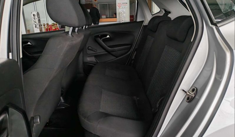 
								Volkswagen POLO VIVO POLO VIVO 1.6 COMFORTLINE TIP (5DR) full									