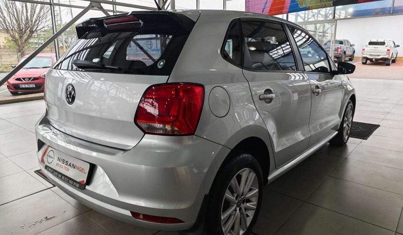 
								Volkswagen POLO VIVO POLO VIVO 1.6 COMFORTLINE TIP (5DR) full									