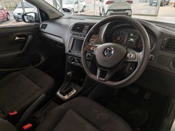 
										Volkswagen POLO VIVO POLO VIVO 1.6 COMFORTLINE TIP (5DR) full									