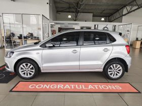 Volkswagen POLO VIVO POLO VIVO 1.6 COMFORTLINE TIP (5DR)