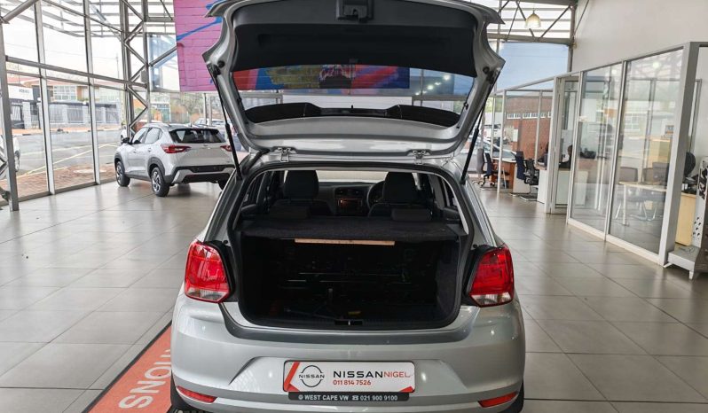 
								Volkswagen POLO VIVO POLO VIVO 1.6 COMFORTLINE TIP (5DR) full									