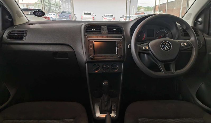 
								Volkswagen POLO VIVO POLO VIVO 1.6 COMFORTLINE TIP (5DR) full									
