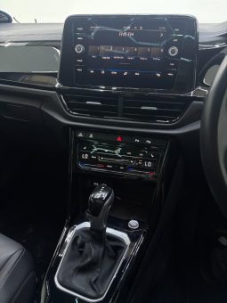 
										Volkswagen T-Roc 1.4 Tsi Design Tiptronic full									