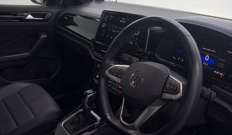 
								Volkswagen T-Roc 1.4 Tsi Design Tiptronic full									
