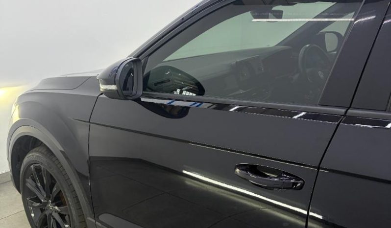
								Volkswagen T-Roc 1.4 Tsi Design Tiptronic full									