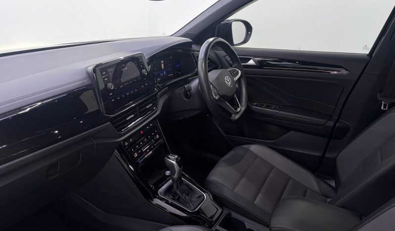 
								Volkswagen T-Roc 1.4 Tsi Design Tiptronic full									