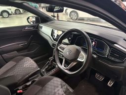 
										Volkswagen TAIGO TAIGO 1.0 TSI R-LINE DSG full									