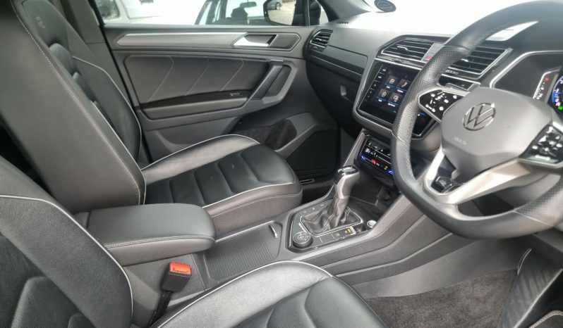 
								Volkswagen Tiguan 2.0 Tsi R Line 4motion Dsg full									